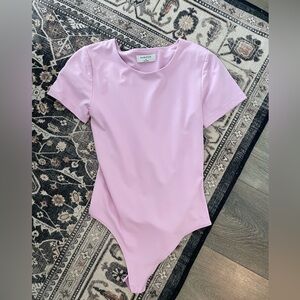 Babaton Contour Crew Neck Bodysuit Baby Pink